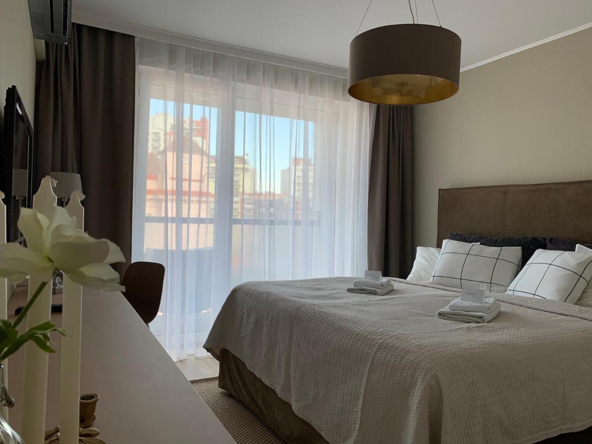 Central Point By Zoom Apartments Bratislava Ngoại thất bức ảnh
